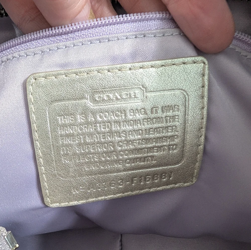 Coach Signature Horse &‎ Carriage Print Tote Bag Lavender Metallic Leather Trim - Picture 5 of 6